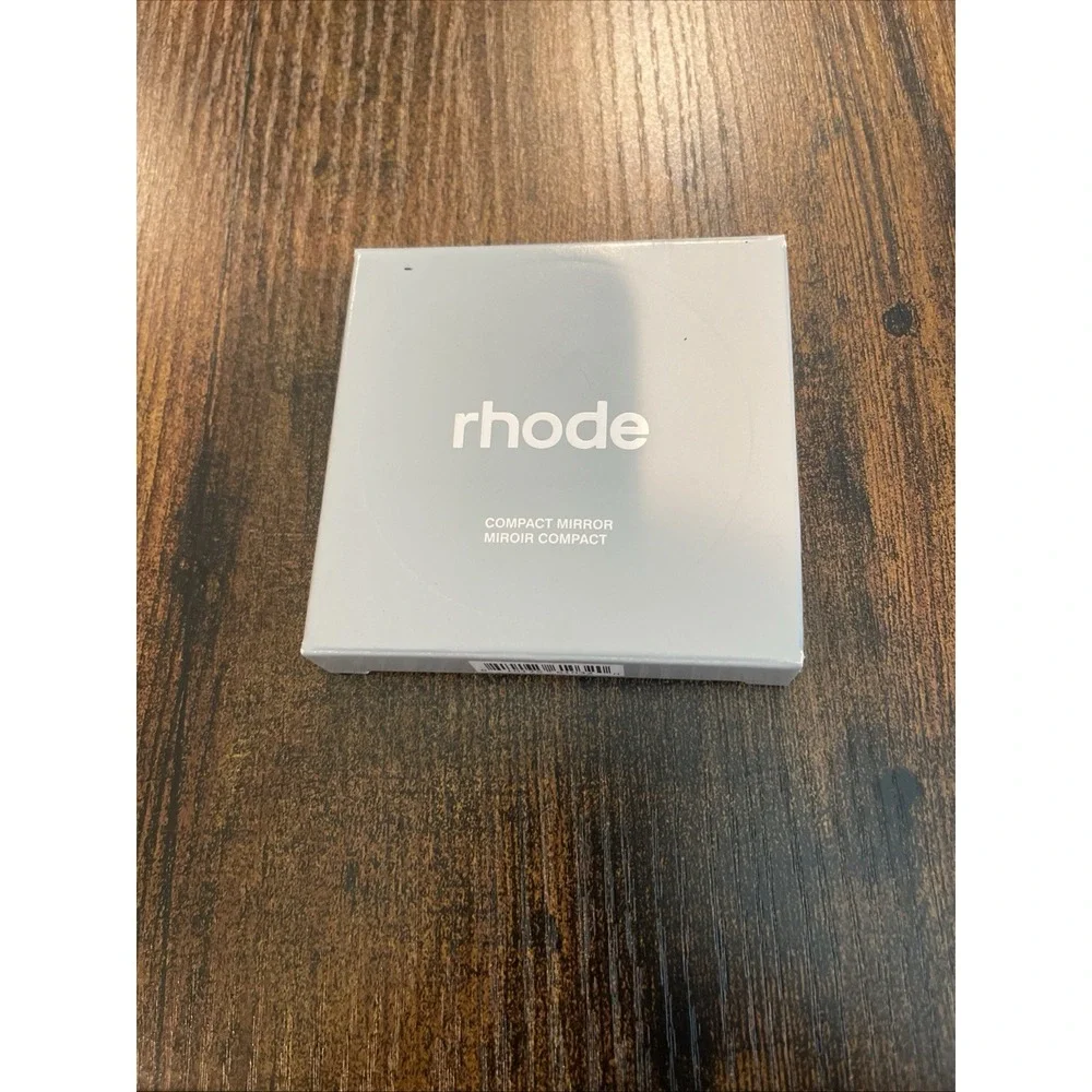 NEW IN BOX Rhode Compact Mirror + Carrying Pouch  Silver